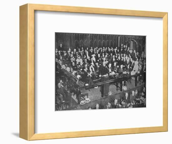 'Lord Kitchener making a recruiting appeal at the Guildhall', 1915-Unknown-Framed Photographic Print