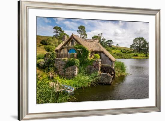 Lord of Ring Hut New Zealand-null-Framed Premium Giclee Print