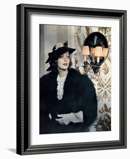 Loretta Young (photo)-null-Framed Photo