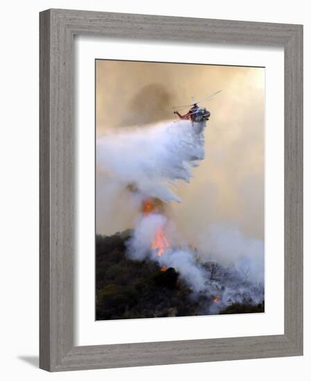 Los Angeles City Fire Helicopter Drops Water on a Hot Spot in the Angeles National Forest-null-Framed Photographic Print