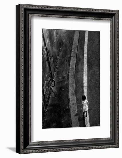 Lost-Eric Drigny-Framed Photographic Print