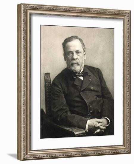 Louis Pasteur (1822-1895)-Gaspard Felix Tournachon Nadar-Framed Photographic Print