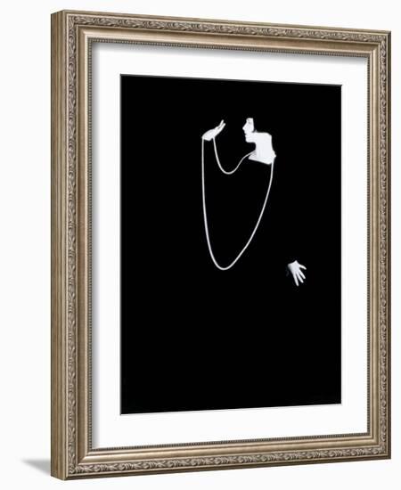 Louise Brooks, 1928-null-Framed Photographic Print