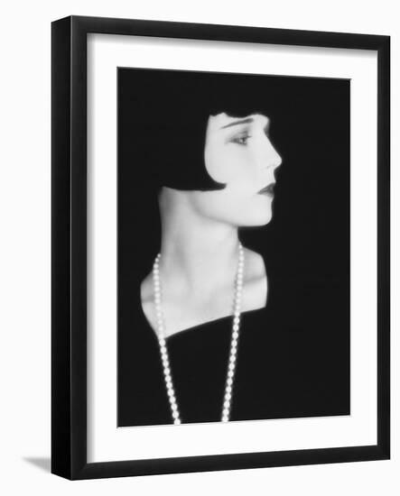 Louise Brooks, 1928-null-Framed Photographic Print