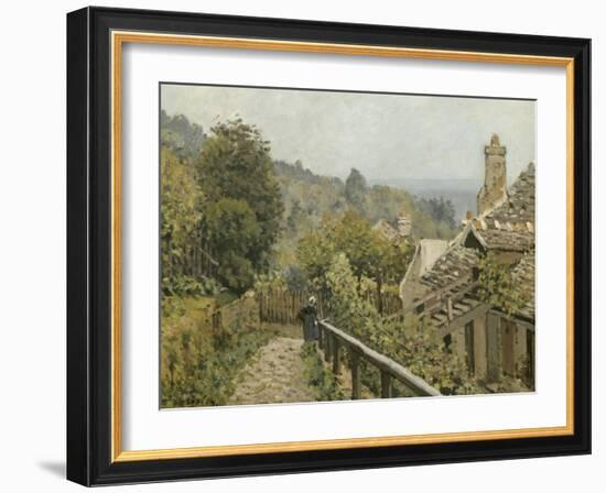 Louveciennes. Sentier de la Mi-Côte dit autrefois Hauteurs de Marly-Alfred Sisley-Framed Giclee Print