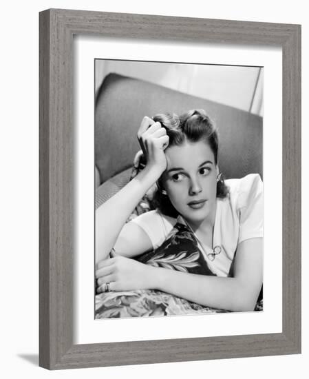 Love Finds Andy Hardy, Judy Garland, 1938-null-Framed Photo