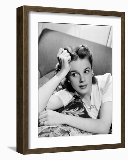 Love Finds Andy Hardy, Judy Garland, 1938-null-Framed Photo