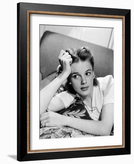 Love Finds Andy Hardy, Judy Garland, 1938-null-Framed Photo