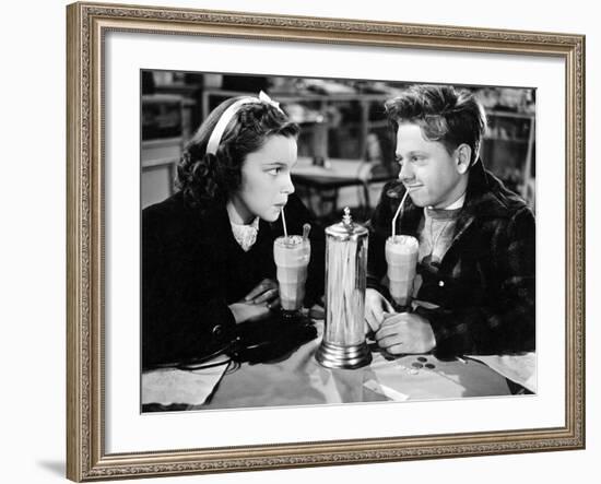 Love Finds Andy Hardy, Judy Garland, Mickey Rooney, 1938-null-Framed Photo