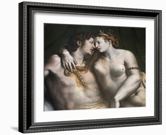 Love Scene, 16th Century-Giulio Romano-Framed Giclee Print