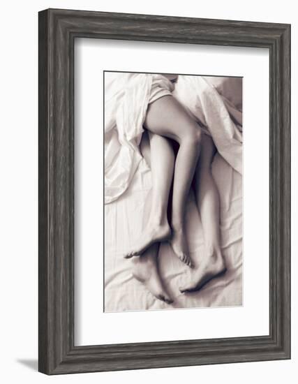 Lovers III-null-Framed Premium Giclee Print