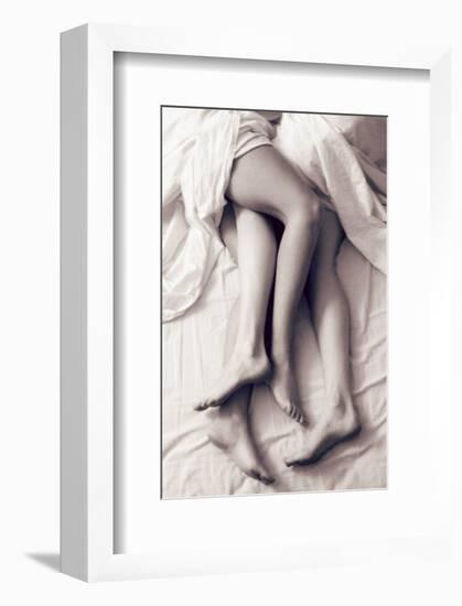 Lovers III-null-Framed Premium Giclee Print
