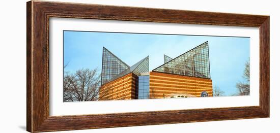 Low Angle View of an Aquarium, Tennessee Aquarium, Chattanooga, Tennessee, USA-null-Framed Photographic Print