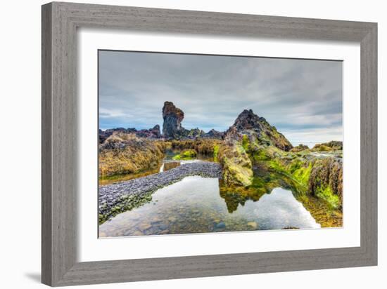 Low Tide Scenery-Luis Leamus-Framed Photographic Print