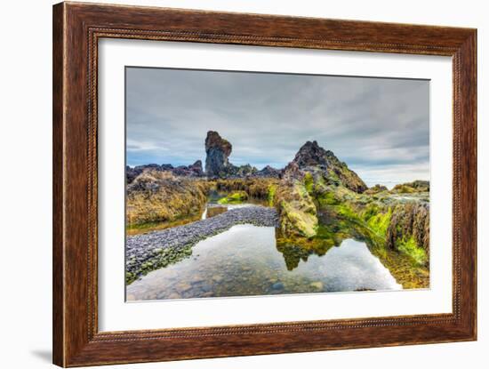 Low Tide Scenery-Luis Leamus-Framed Photographic Print