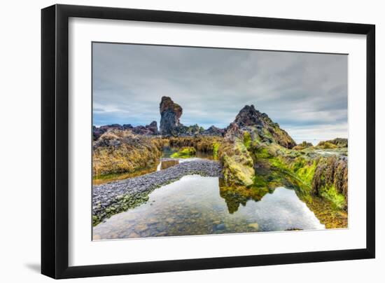 Low Tide Scenery-Luis Leamus-Framed Photographic Print