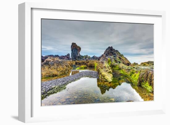 Low Tide Scenery-Luis Leamus-Framed Photographic Print