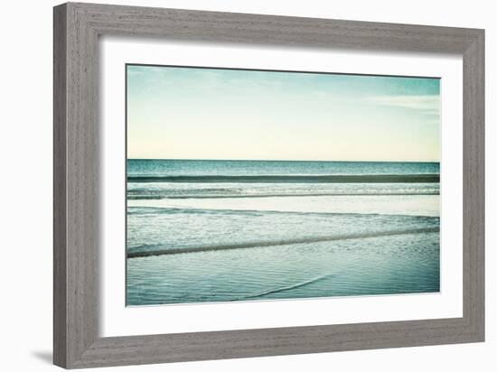 Low Tide-Carolyn Cochrane-Framed Photographic Print