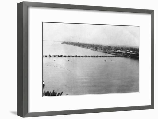 Lower Pontoon Bridge, Baghdad, Mesopotamia, Wwi, 1918-null-Framed Giclee Print