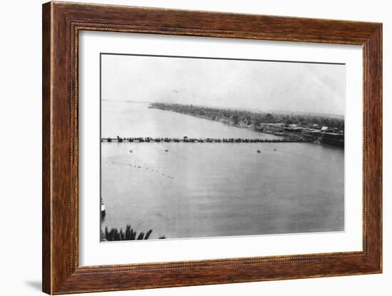 Lower Pontoon Bridge, Baghdad, Mesopotamia, Wwi, 1918-null-Framed Giclee Print