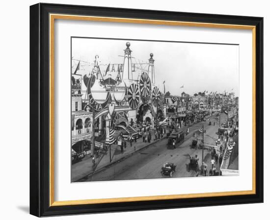 Luna Park and Surf Avenue-Irving Underhill-Framed Photo