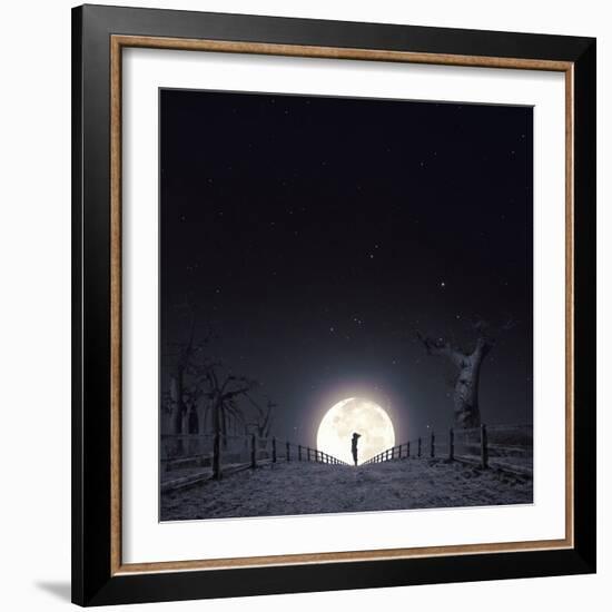 Luna-Luis Beltran-Framed Photographic Print