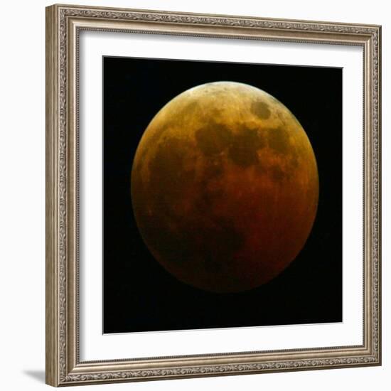 Lunar Eclipse-Harry Cabluck-Framed Photographic Print