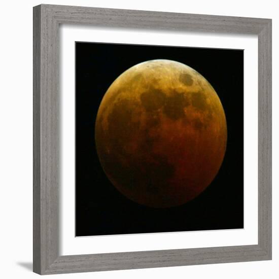 Lunar Eclipse-Harry Cabluck-Framed Photographic Print