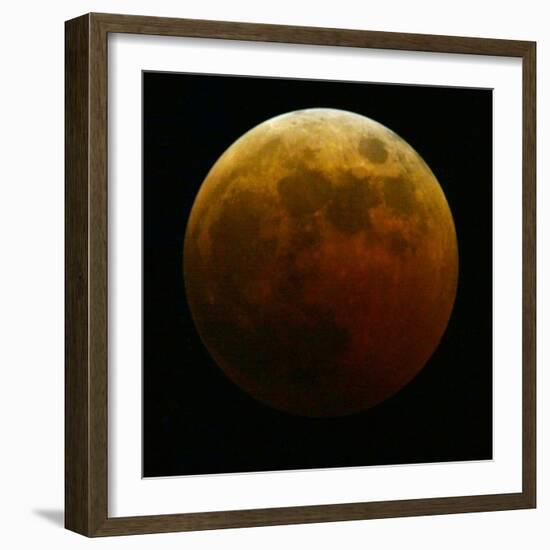 Lunar Eclipse-Harry Cabluck-Framed Photographic Print