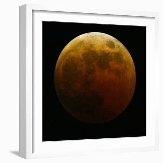 Lunar Eclipse-Harry Cabluck-Framed Photographic Print