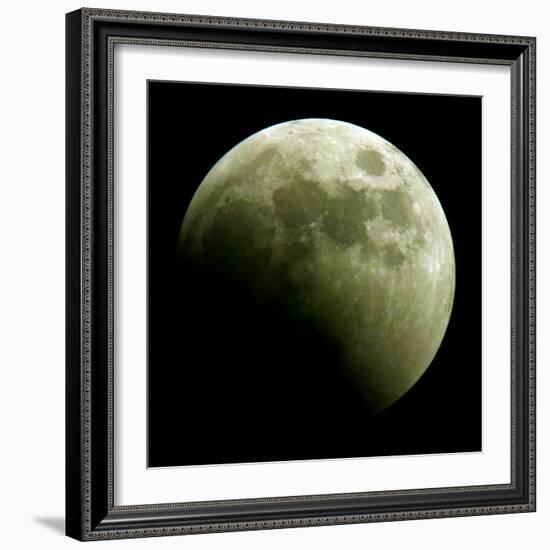 Lunar Eclipse-Harry Cabluck-Framed Photographic Print