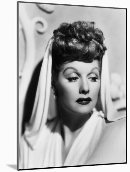 Lured, Lucille Ball, 1947-null-Mounted Photo