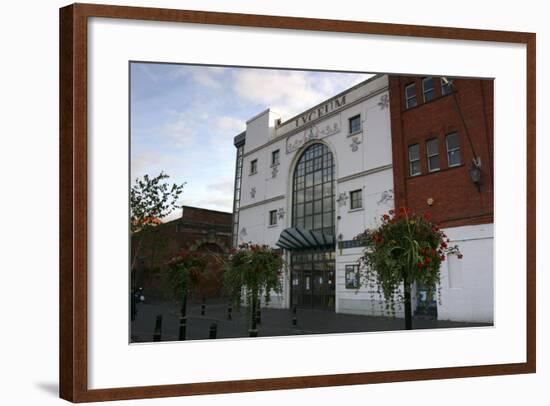 Lyceum Theatre, Crewe, Cheshire, 2005-Peter Thompson-Framed Photographic Print