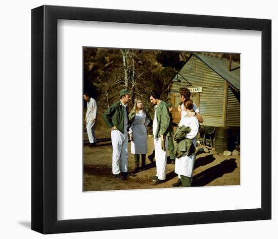 M*A*S*H (1972)-null-Framed Photo