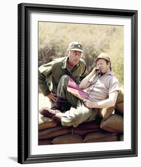 M*A*S*H (1972)-null-Framed Photo