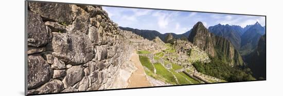 Machu Picchu Inca Ruins and Huayna Picchu (Wayna Picchu), Cusco Region, Peru, South America-Matthew Williams-Ellis-Mounted Photographic Print