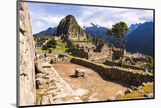 Machu Picchu Inca Ruins and Huayna Picchu (Wayna Picchu), Cusco Region, Peru, South America-Matthew Williams-Ellis-Mounted Photographic Print