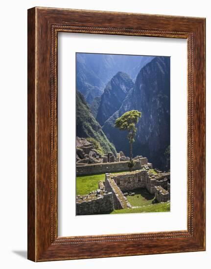 Machu Picchu Inca Ruins, UNESCO World Heritage Site, Cusco Region, Peru, South America-Matthew Williams-Ellis-Framed Photographic Print