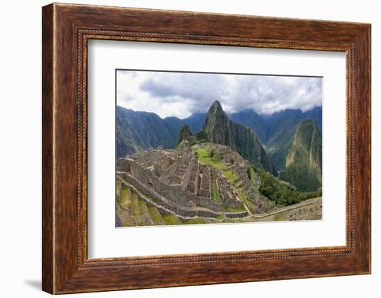 Machu Picchu,  ruined city of the Incas with Mount Huayana Picchu, Andes Cordillera-G&M Therin-Weise-Framed Photographic Print