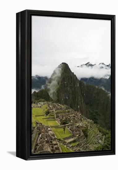 Machu Picchu, UNESCO World Heritage Site, the Sacred Valley, Peru, South America-Ben Pipe-Framed Premier Image Canvas