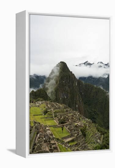 Machu Picchu, UNESCO World Heritage Site, the Sacred Valley, Peru, South America-Ben Pipe-Framed Premier Image Canvas