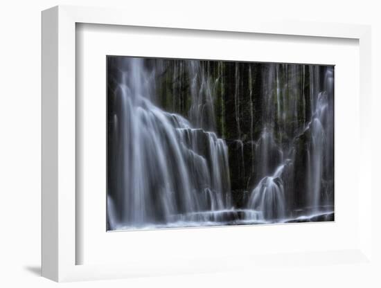 mackenzie-falls-1-Lincoln Harrison-Framed Photo