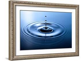 Macro Shot of Water Drop Falling-Jag_cz-Framed Photographic Print