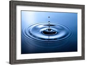 Macro Shot of Water Drop Falling-Jag_cz-Framed Photographic Print