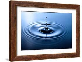 Macro Shot of Water Drop Falling-Jag_cz-Framed Photographic Print