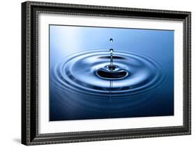 Macro Shot of Water Drop Falling-Jag_cz-Framed Photographic Print