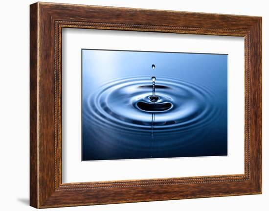 Macro Shot of Water Drop Falling-Jag_cz-Framed Photographic Print