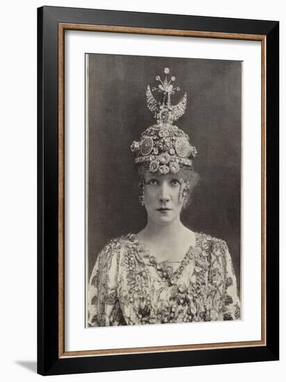 Madame Sarah Bernhardt as Theodora-null-Framed Photographic Print