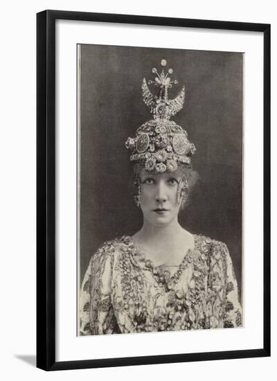 Madame Sarah Bernhardt as Theodora-null-Framed Photographic Print