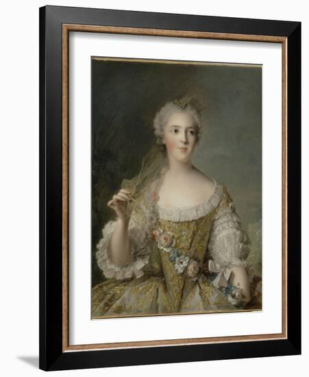 Madame Sophie de France, fille de Louis XV (1734-1782), représentée en buste tenant une guirlande-Jean-Marc Nattier-Framed Giclee Print